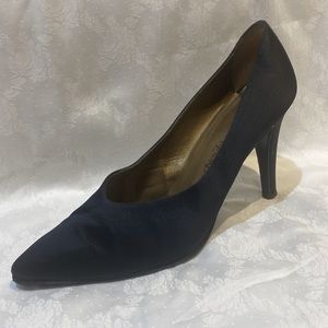 YSL PUMPS-VINTAGE
